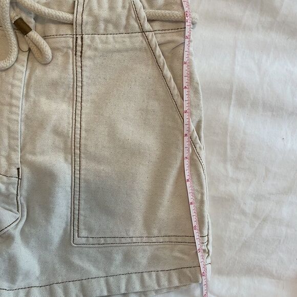 Anthropologie Current Air Ivory Tan Patch Pocket Belted Shorts Belted Sz 6 - Picture 9 of 10